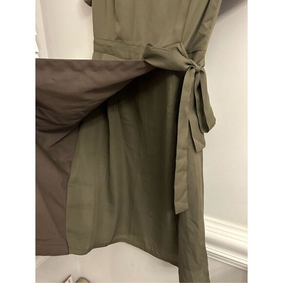 Mod Ref Faux Wrap Front Dress NWT S - Picture 5 of 9